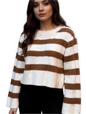 New Love Knits Chic Striped Crew Neck Cropped Sweater L